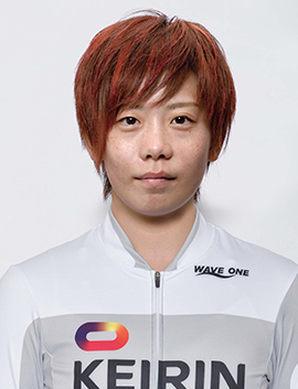 川田 ひな