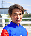 馬　渕　　繁　治